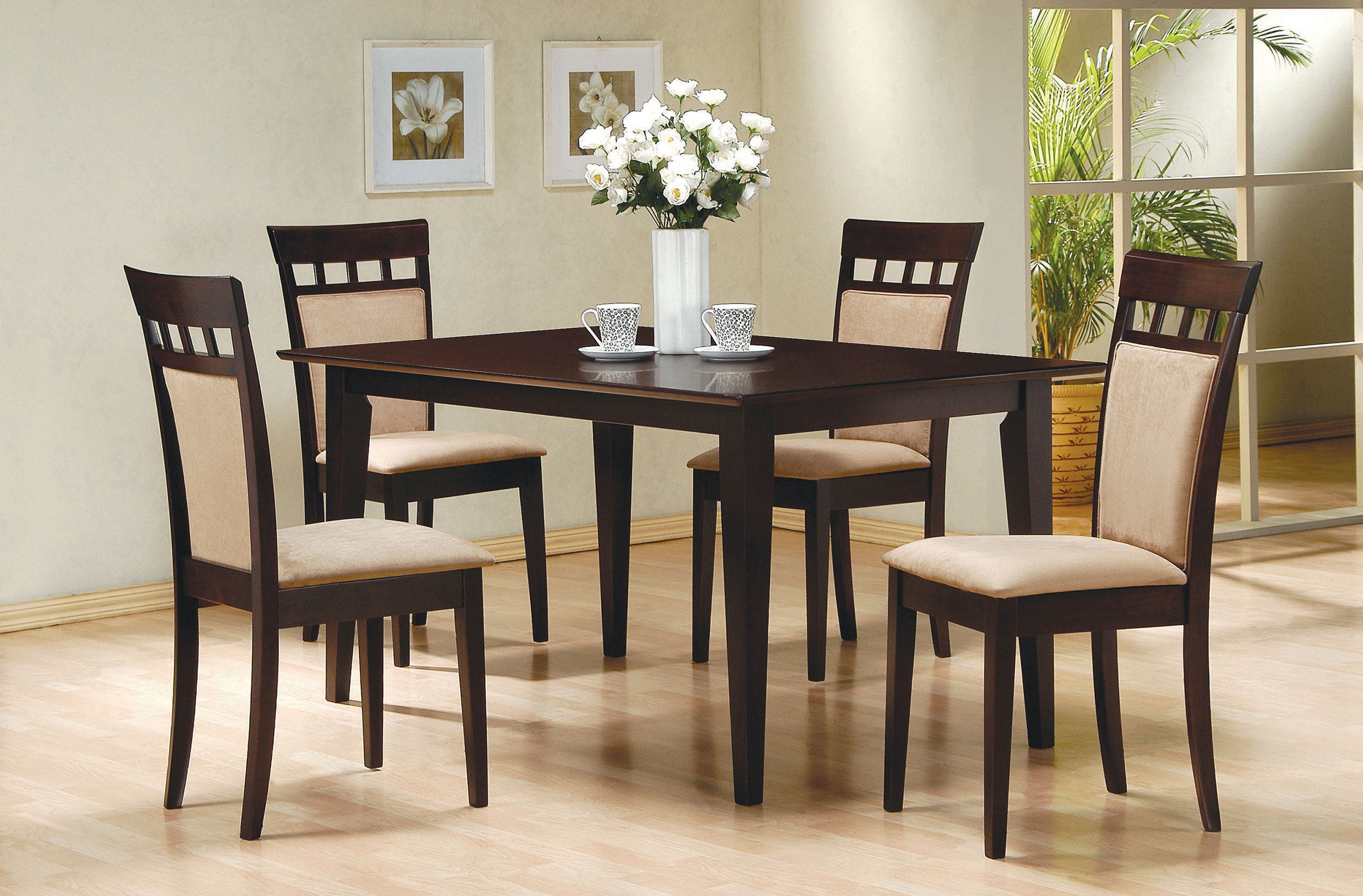 Gabriel Dining Table