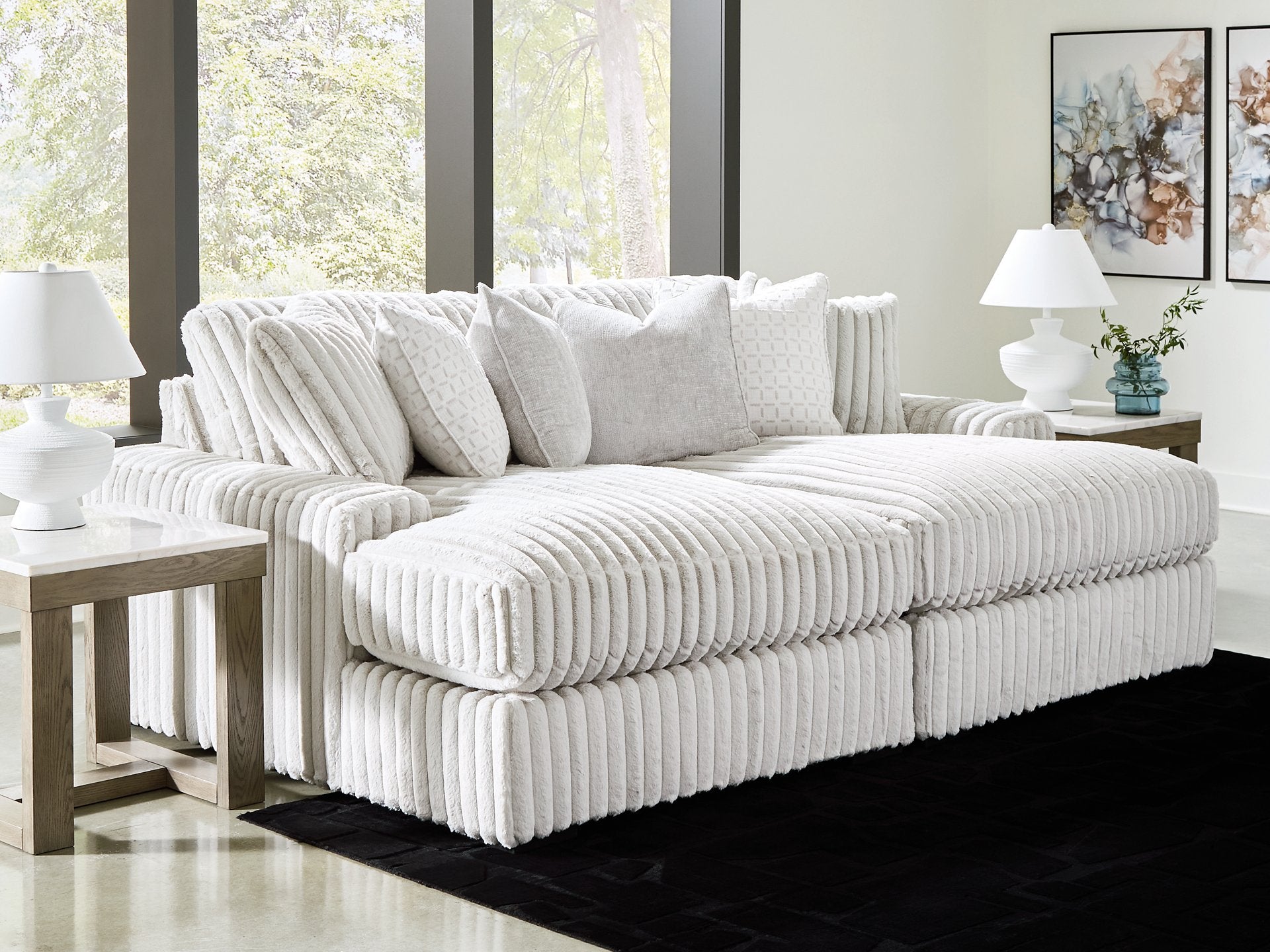 Stupendous Super Chaise