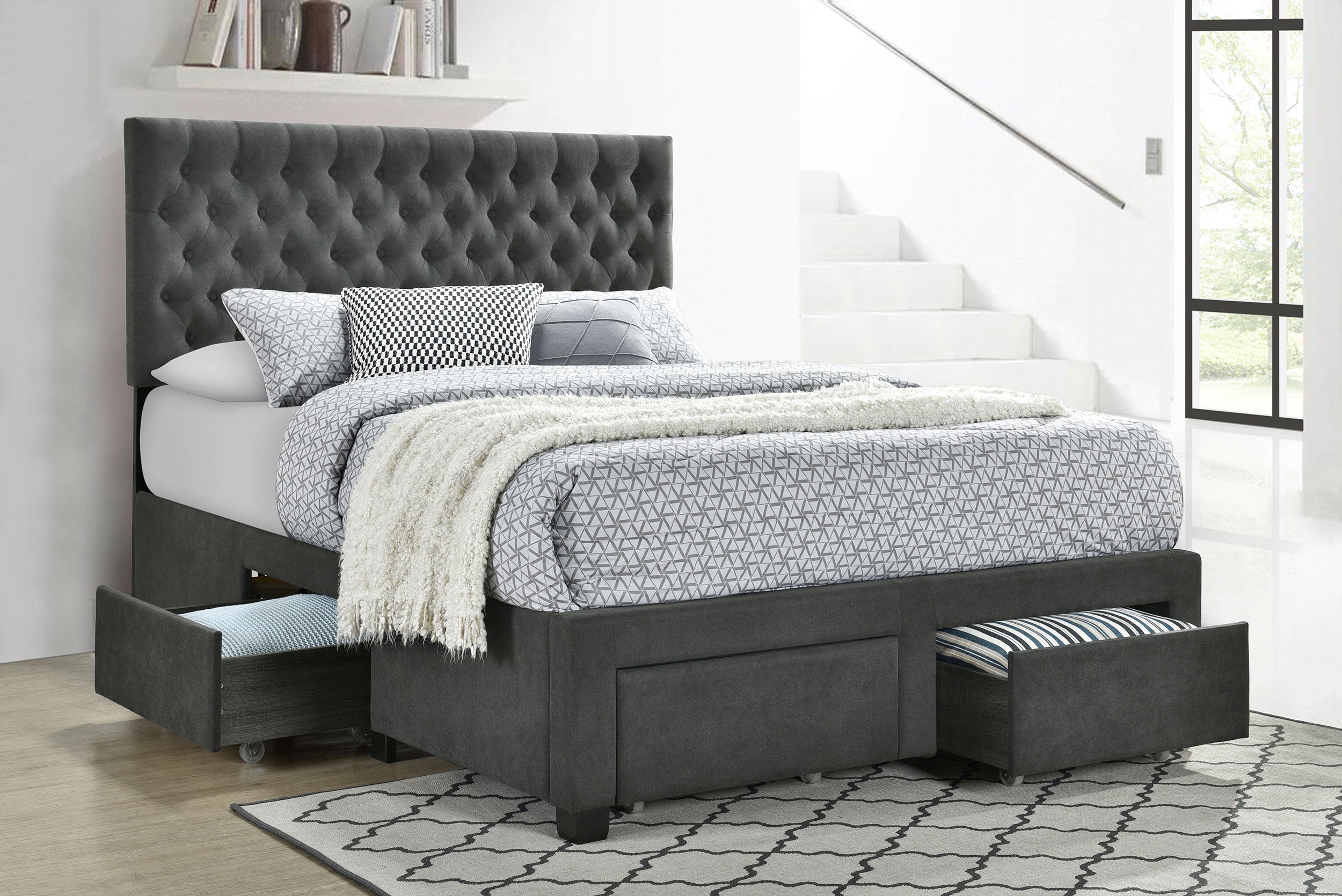 Soledad Panel Platform Storage Bed
