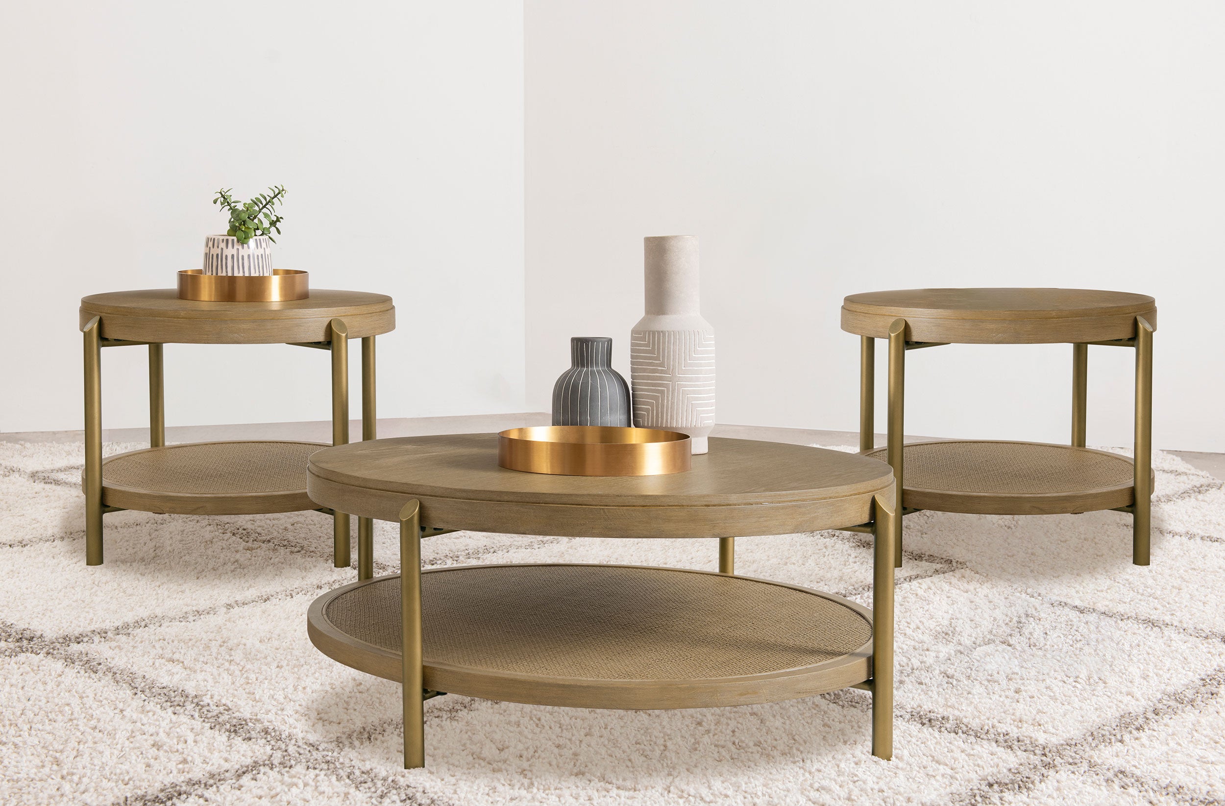 Arini Coffee Table Set