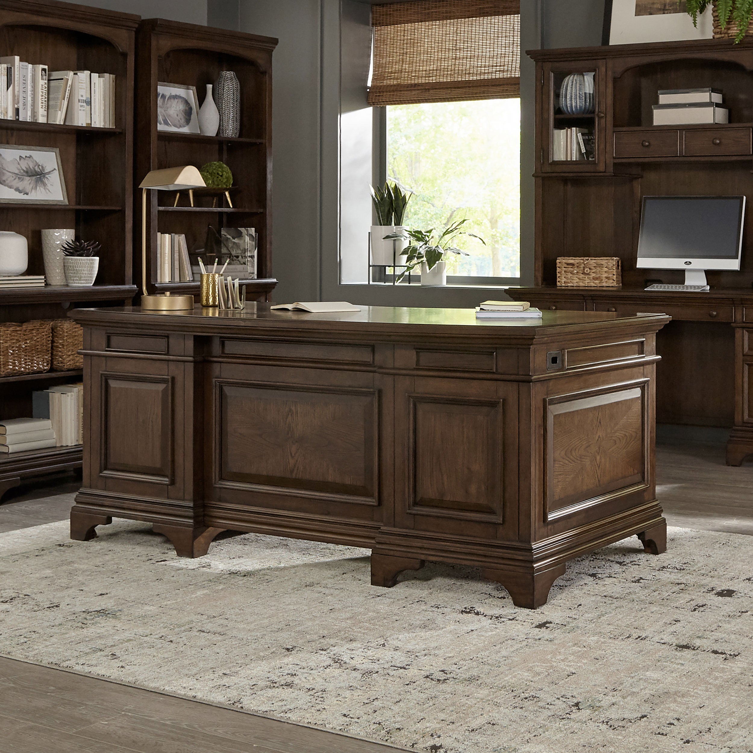 Hartshill Executive Desk