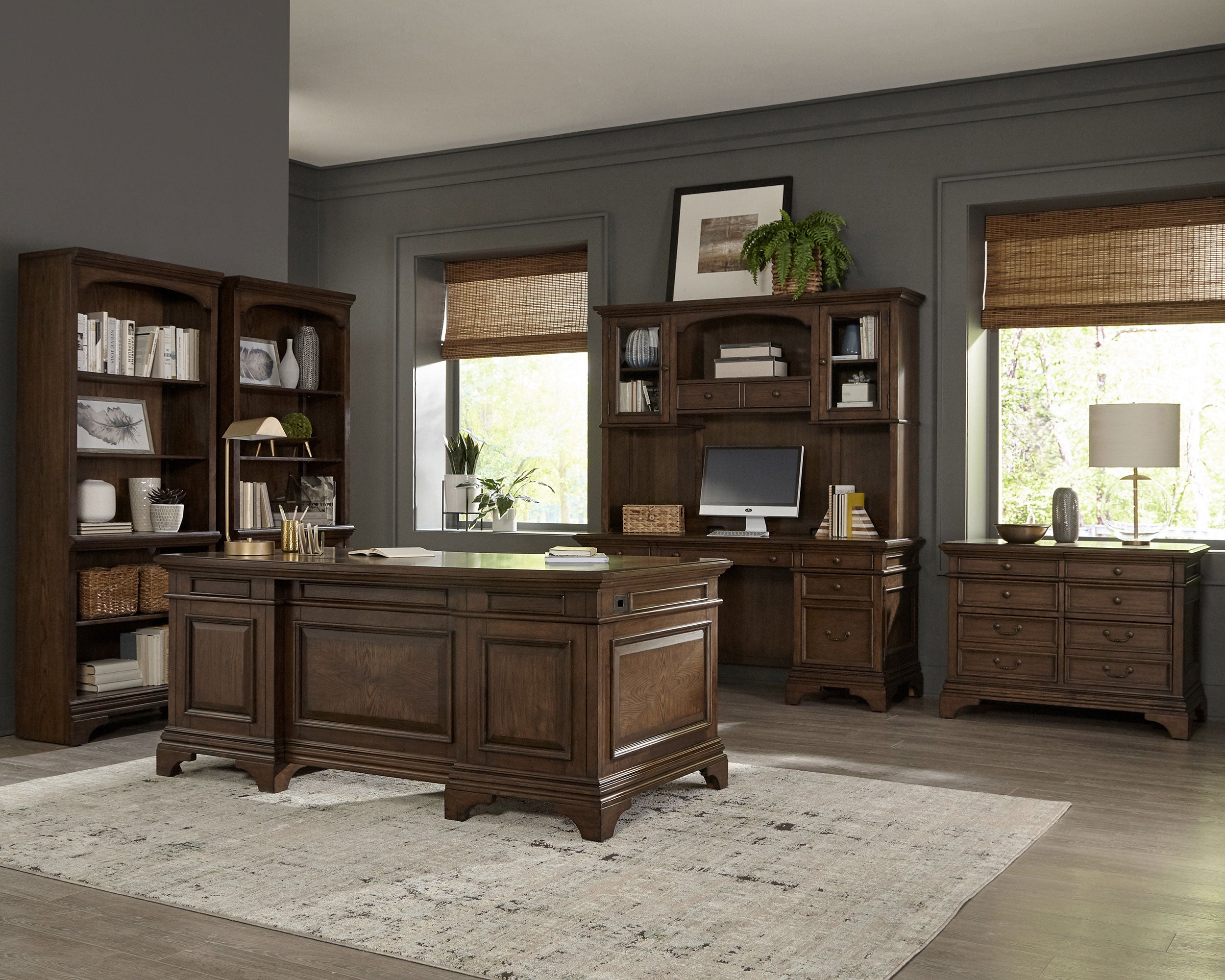 Hartshill Credenza Desk with Hutch