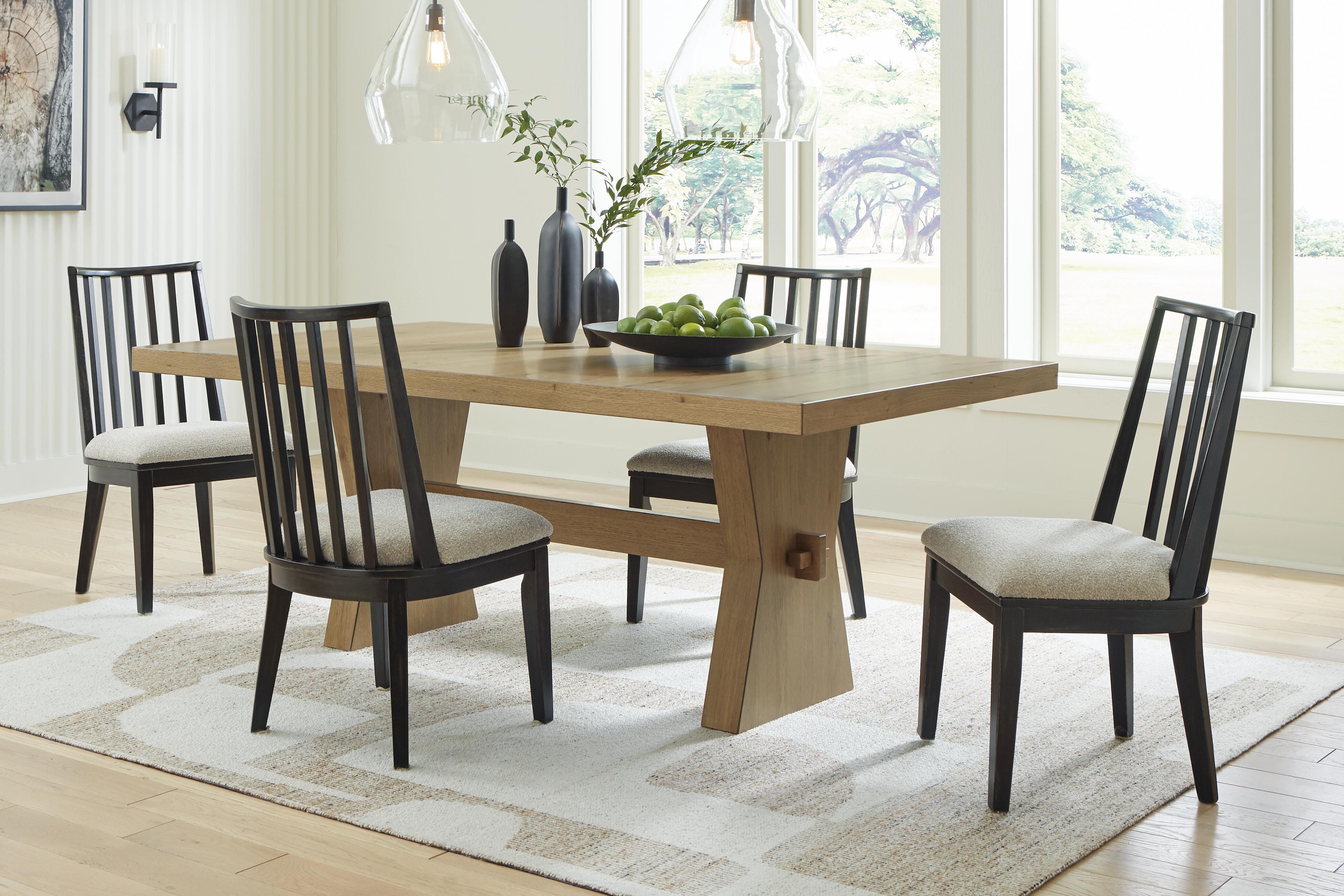 Galliden Dining Room Set