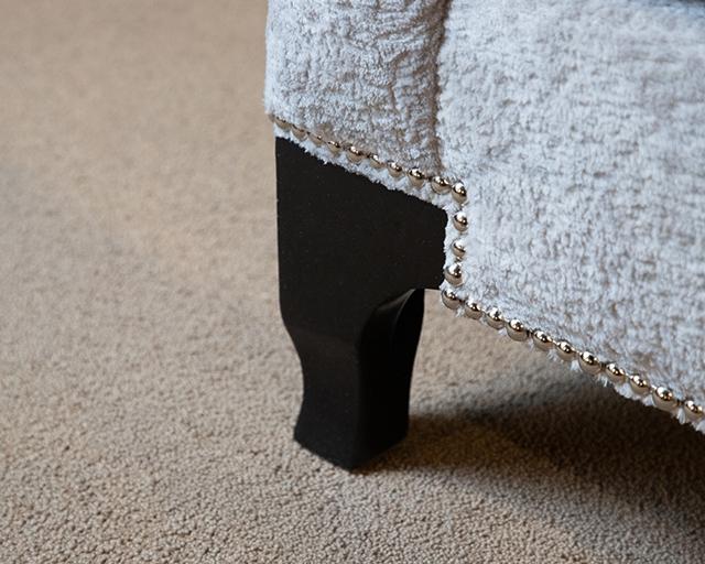 Goshen Loveseat