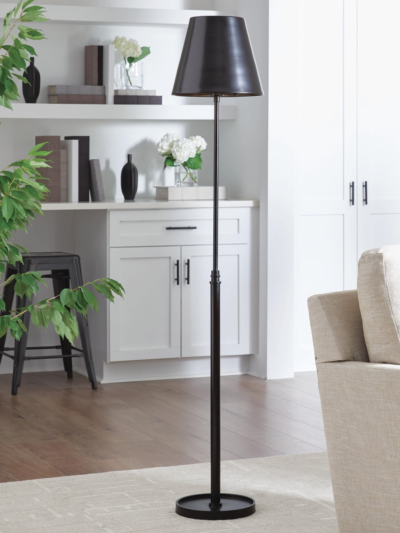 Wimner Floor Lamp