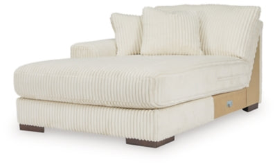 Lindyn Sectional with Chaise