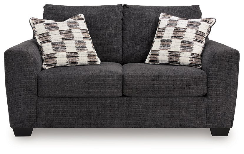 Loreo Loveseat