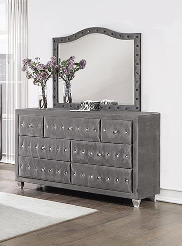 Deanna 7-drawer Rectangular Dresser Grey