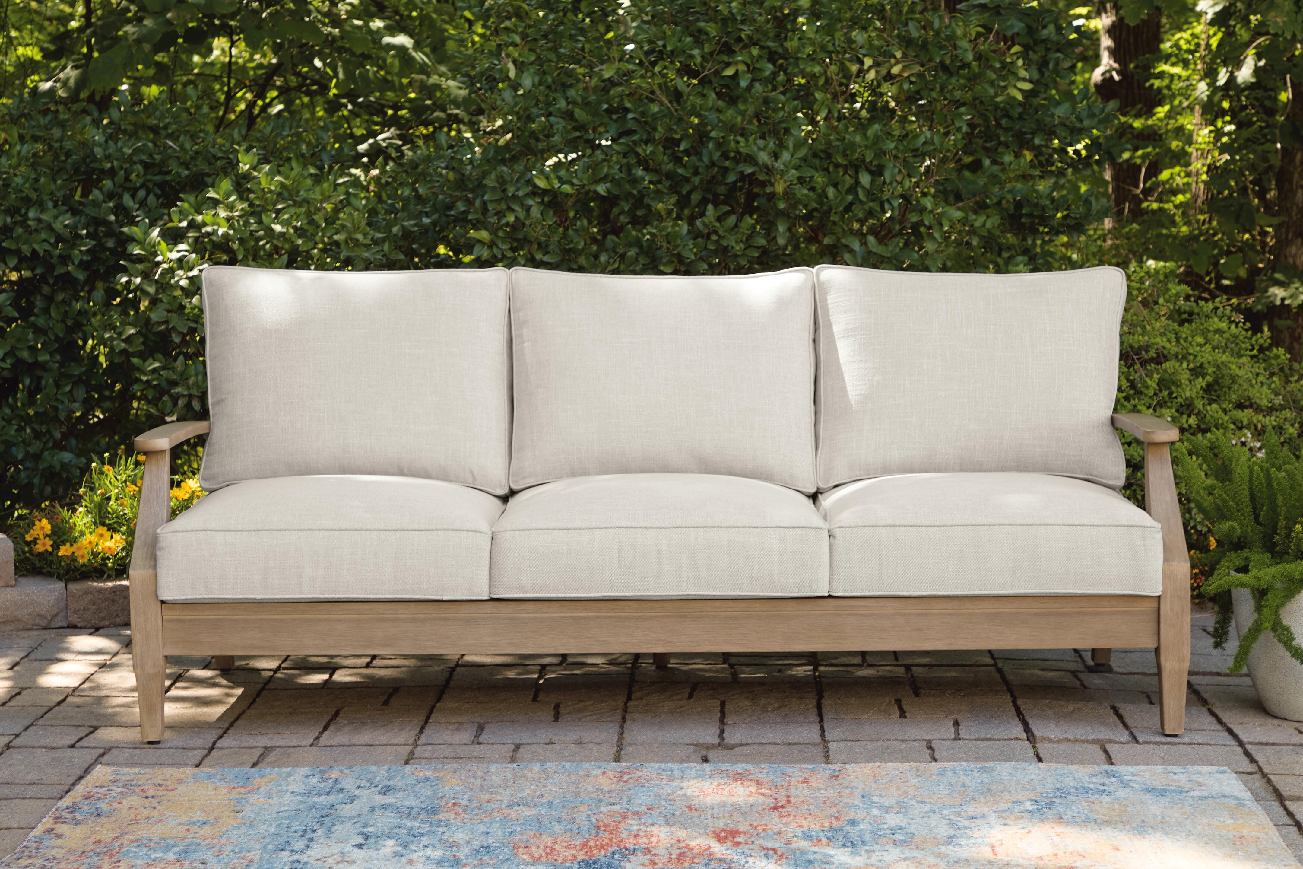 Carter Hall Outdoor Set
